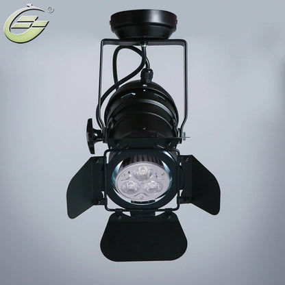 Plafonnier industriel vintage en fer noir à quatre feuilles, éclairage cosy pour salon et loft