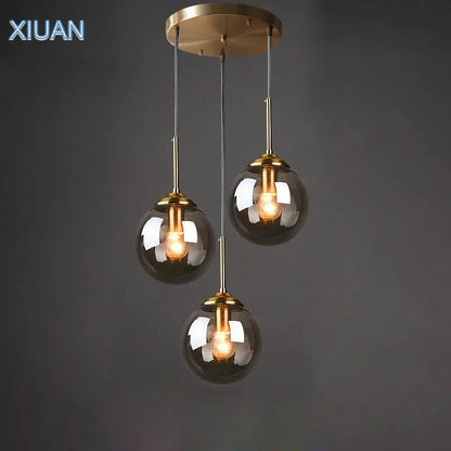 Suspension LED en verre fumé ambre, design moderne et lumière chaleureuse