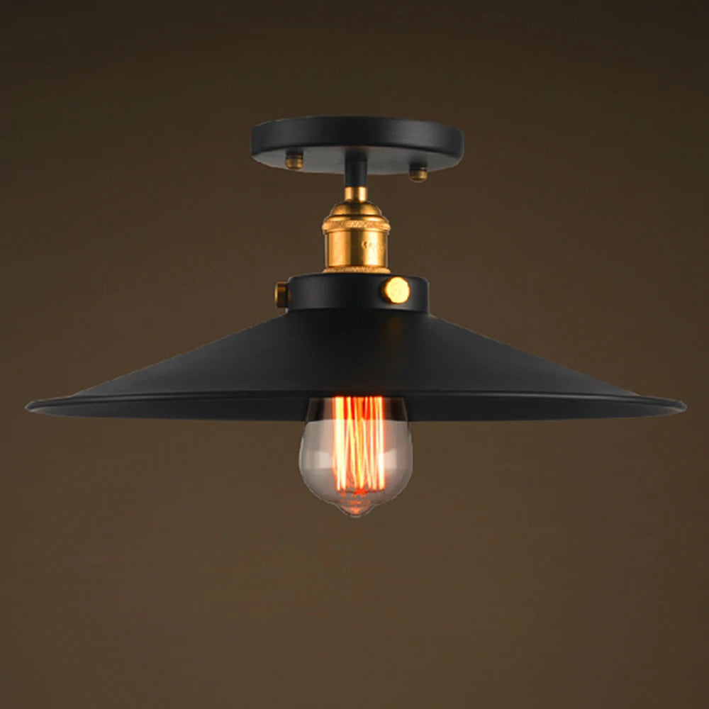 Plafonnier industriel vintage en fer noir, éclairage chaleureux pour salon et cuisine