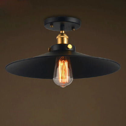 Plafonnier industriel vintage en fer noir, éclairage chaleureux pour salon et cuisine
