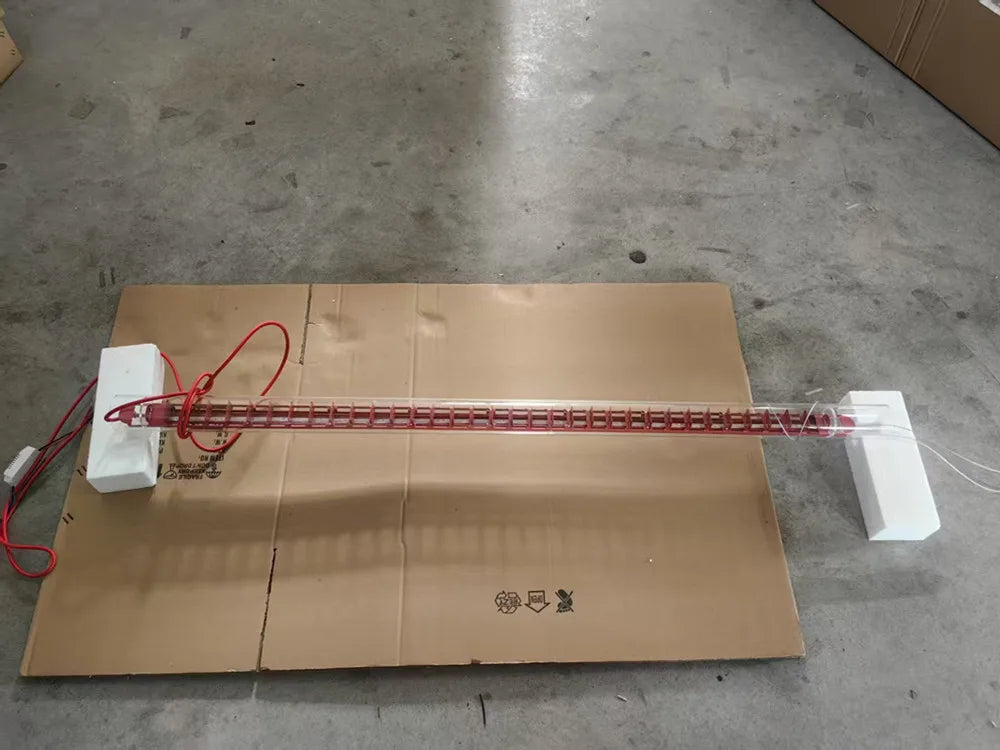 Suspension LED moderne en métal noir, design minimaliste pour cuisine et restaurant