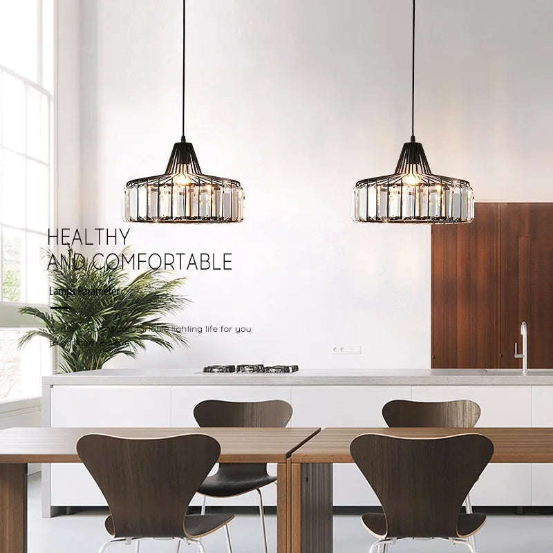 Suspension LED en cristal noir et fer, design moderne nordique