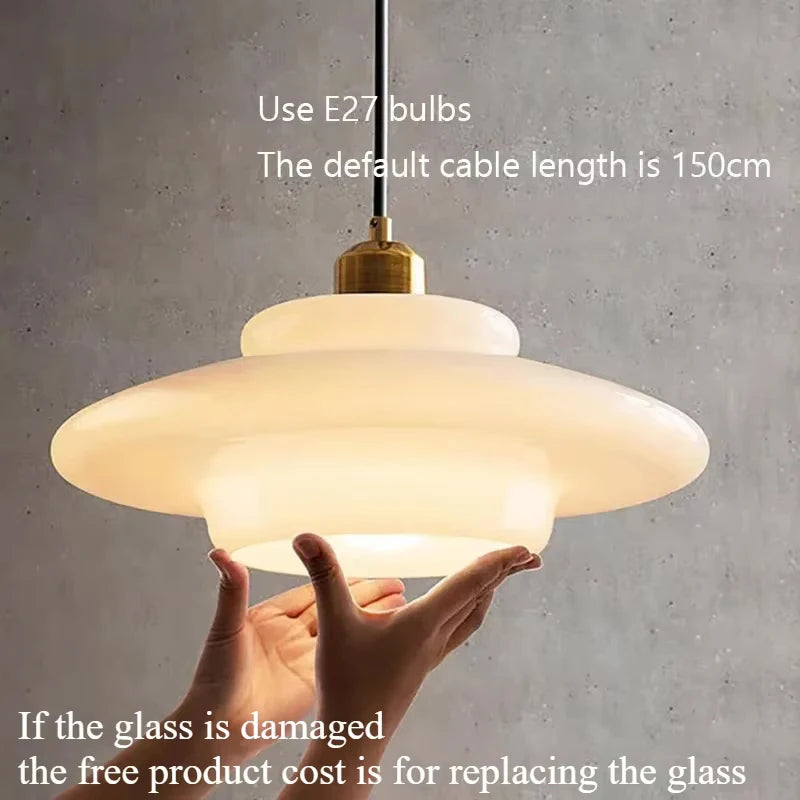 Suspension LED en verre design nordique, lumière chaude ambiance cosy