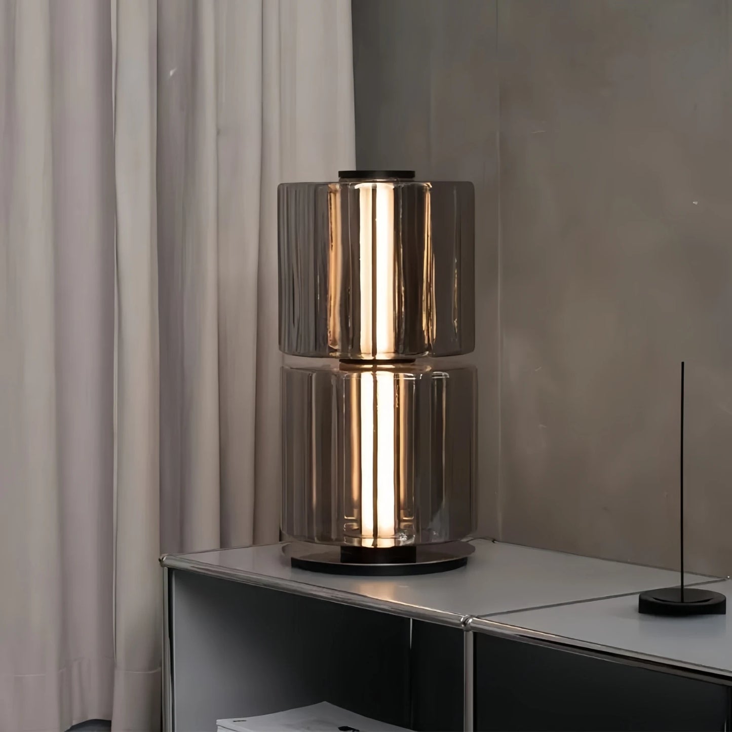 Suspension verre fumé gris design nordique LED pour salon et restaurant