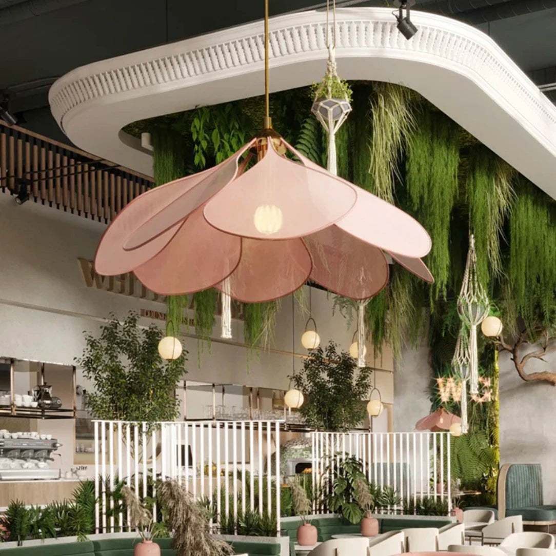 Suspension LED fleur en tissu coloré pour salon et salle à manger, lumière chaleureuse