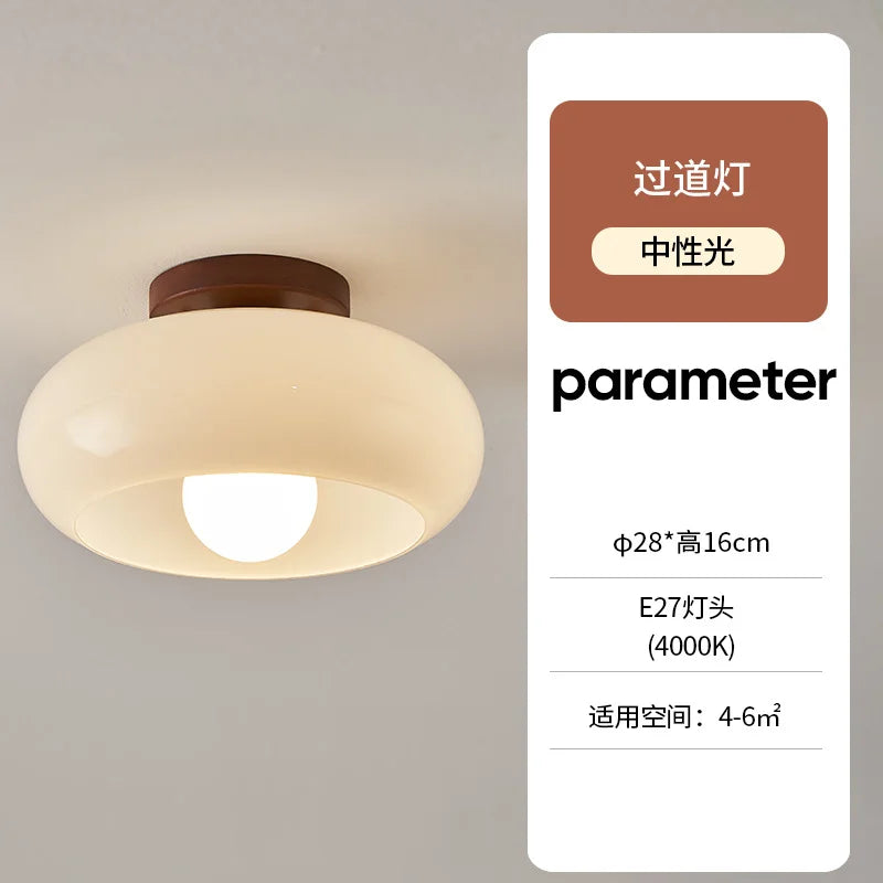 Plafonnier d'entrée en bois et verre, style wabi sabi rétro, ambiance chaleureuse