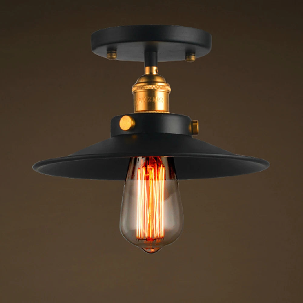 Plafonnier industriel vintage en fer noir, éclairage chaleureux pour salon et cuisine