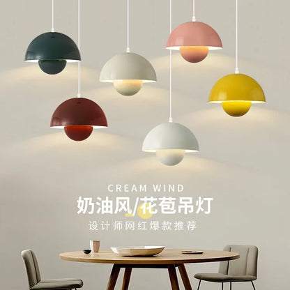 Suspension bourgeon danois en métal, lumière chaude, design moderne