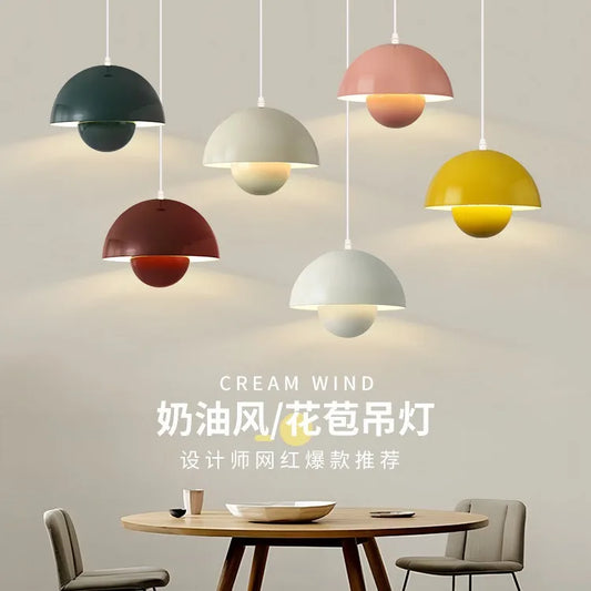 Suspension bourgeon danois en métal, lumière chaude, design moderne