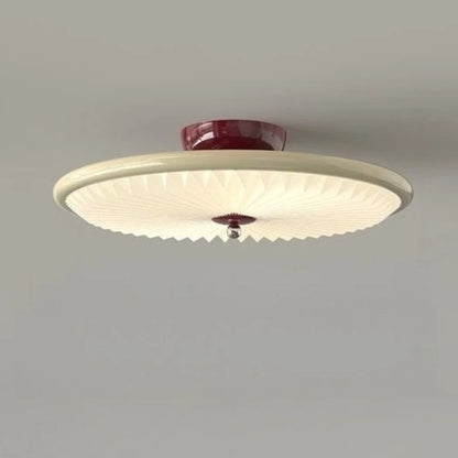 Plafonnier rétro crème style ancien en fer effet bois de noyer, lumière chaleureuse