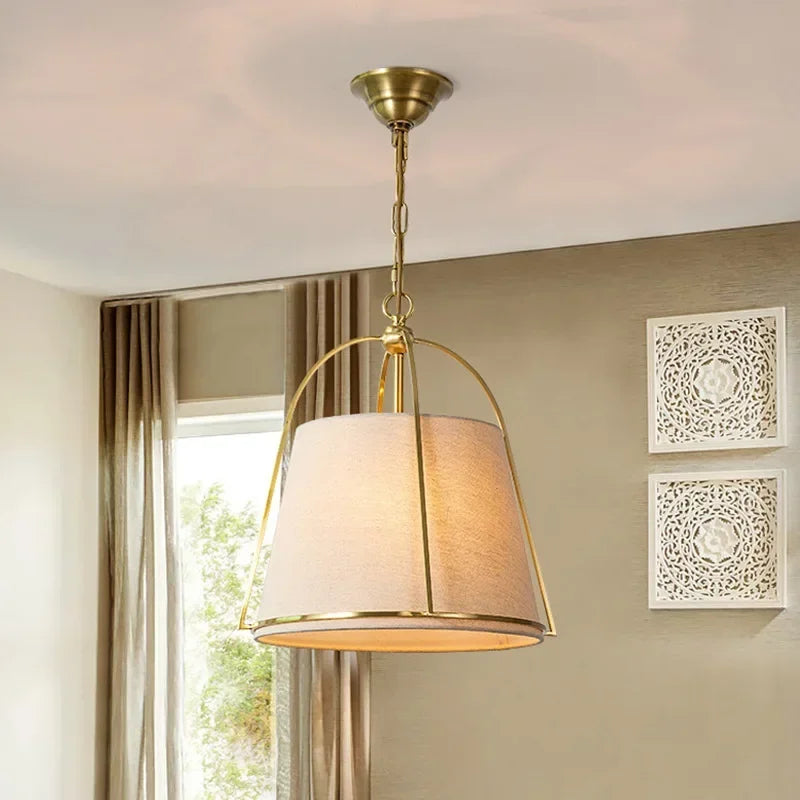 Suspension Winfordo en tissu beige, design moderne pour ambiance chaleureuse