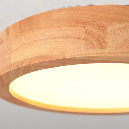 Plafonnier rond en bois LED style nordique pour ambiance chaleureuse