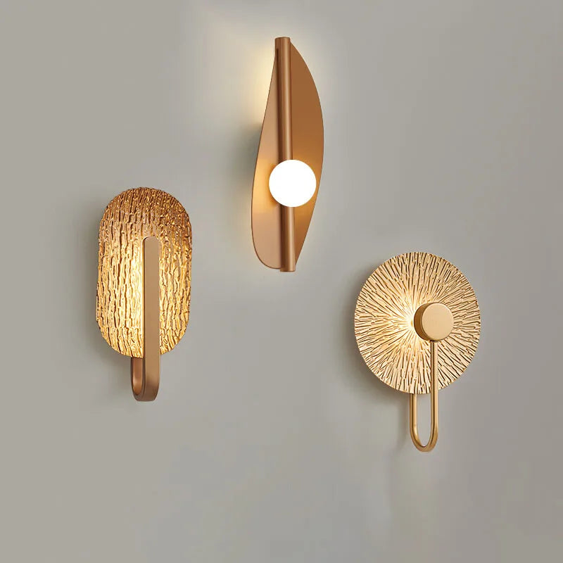 Applique Murale Leaf en Alliage Forgé, Lumière Chaude Décorative pour Chambre et Salon