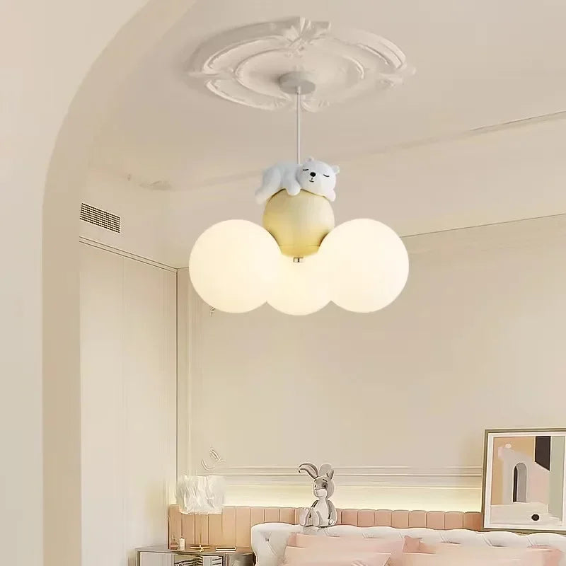 Suspension lustre ours dessin animé en métal, lumière douce pour chambre d’enfant