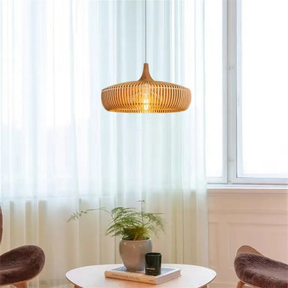 Suspension Clava Dine en bois design vintage pour intérieur cosy