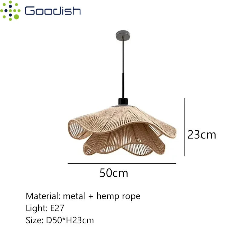 Suspension vintage en rotin tissé forme fleur Wabi Sabi lumière chaude