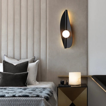 Applique Murale Leaf en Alliage Forgé, Lumière Chaude Décorative pour Chambre et Salon