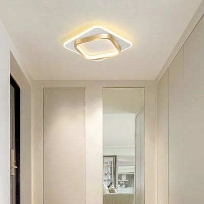 Plafonnier LED métal doré design nordique moderne pour couloir