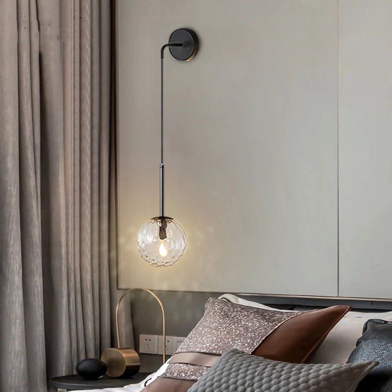 Applique Murale Dimmable 2.4G Noir/Or en Verre Boule, Télécommande 30m - Luminous Place