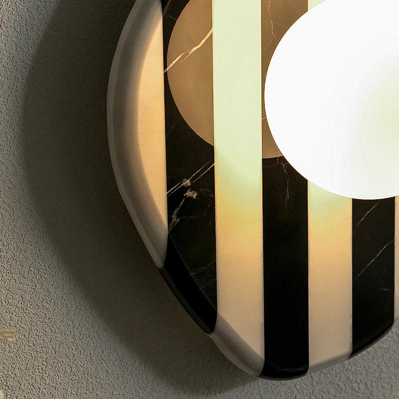 Applique Murale en Pierre Naturelle Rayée G9 Style Art Déco pour Intérieur - Luminous Place