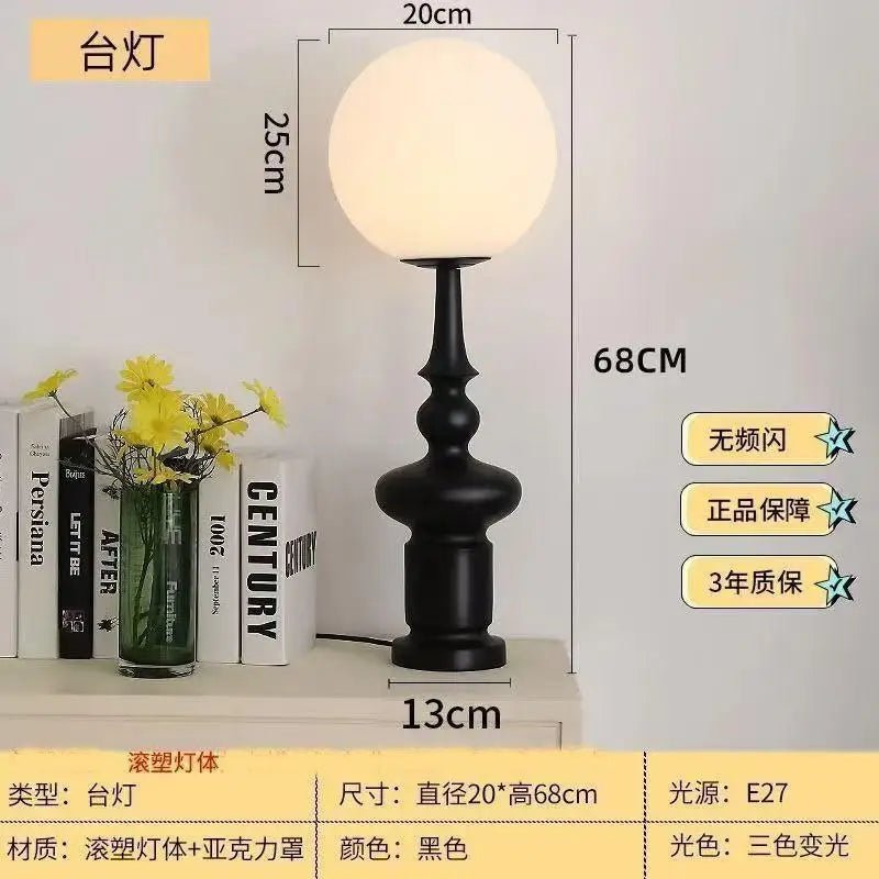 Lampadaire colonne romaine vintage en résine pour ambiance cosy - Luminous Place