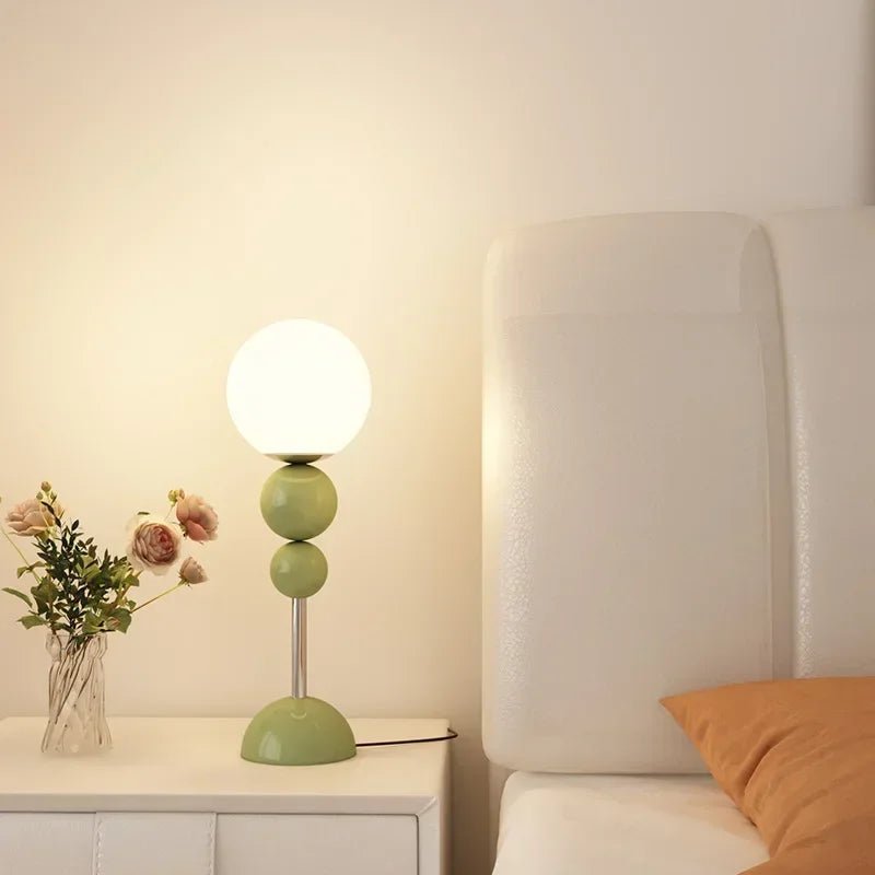 Lampadaire crème minimaliste en fer, lampe LED pour salon et chambre - Luminous Place