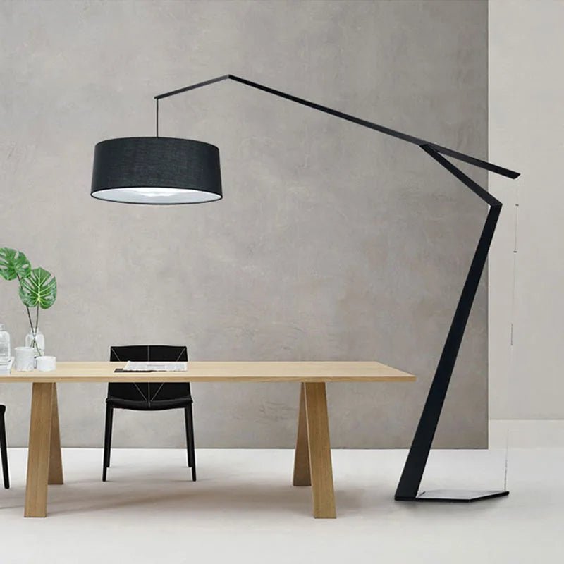 Lampadaire design italien en arc, style nordique, éclairage LED chaleureux - Luminous Place