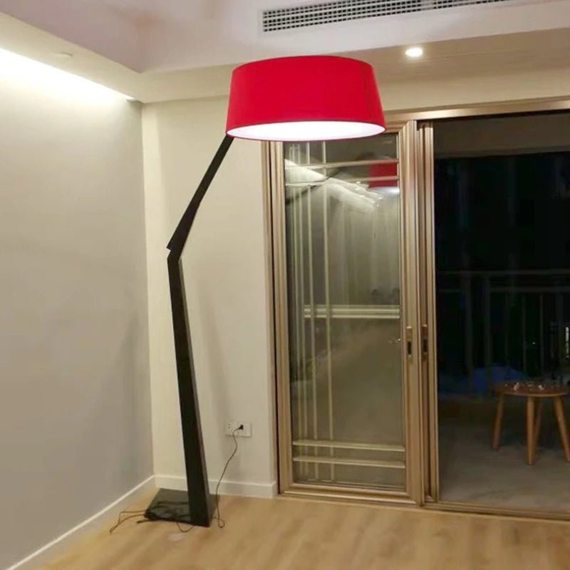 Lampadaire design italien en arc, style nordique, éclairage LED chaleureux - Luminous Place