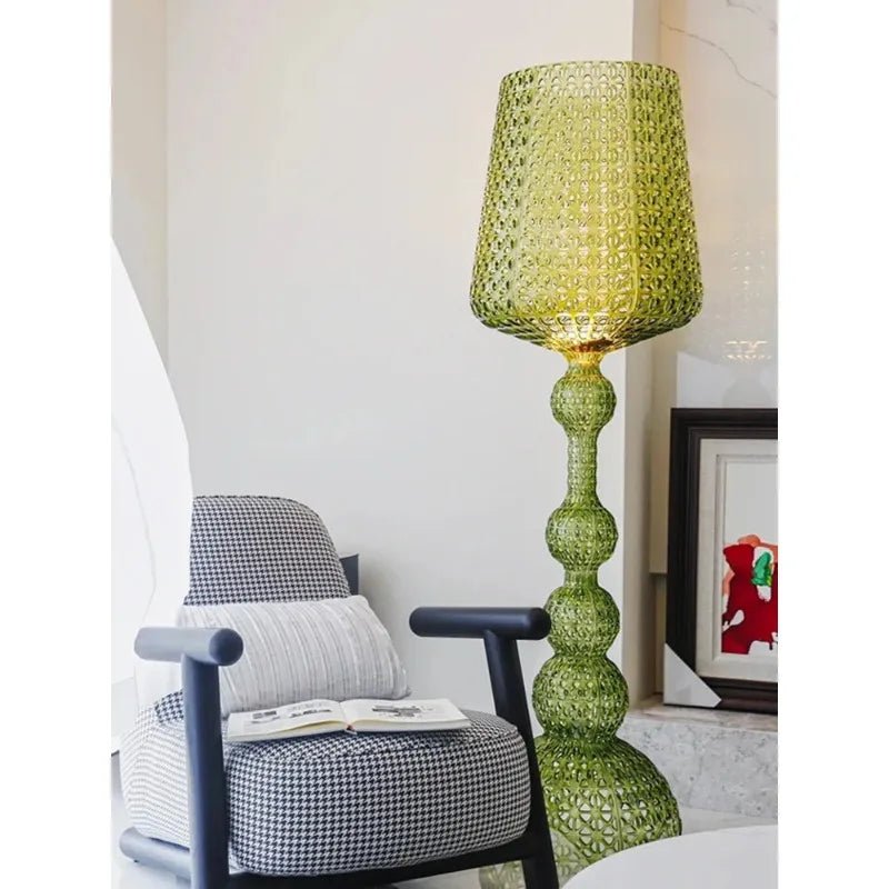 Lampadaire design Kartell italien en acrylique pour ambiance chaleureuse - Luminous Place