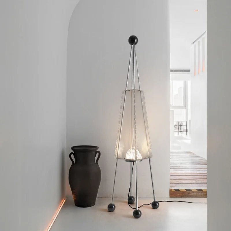 Lampadaire design nordique moderne en acrylique pour salon et chambre - Luminous Place