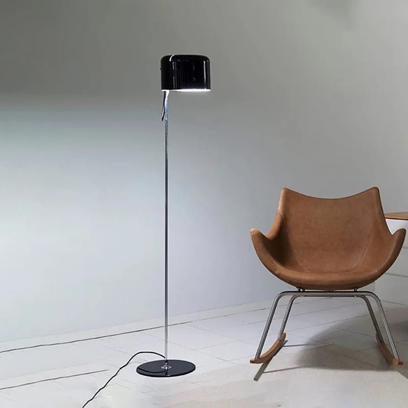 Lampadaire italien en aluminium rouge, noir et blanc, angle réglable, design minimaliste - Luminous Place