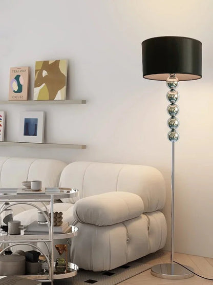 Lampadaire LED autoportant avec télécommande, design moderne pour intérieur - Luminous Place