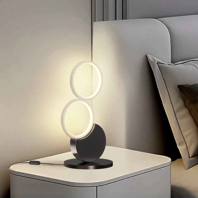 Lampadaire LED moderne minimaliste en métal avec télécommande et gradation, lumière chaude et froide - Luminous Place