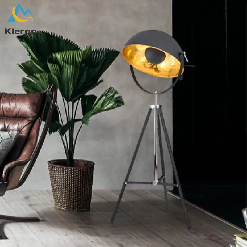 Lampadaire LED moderne rotatif en fer, pliable et détachable pour chambre et salon - Luminous Place