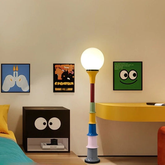 Lampadaire Memphis médiéval en fer et acrylique LED pour salon et chambre - Luminous Place