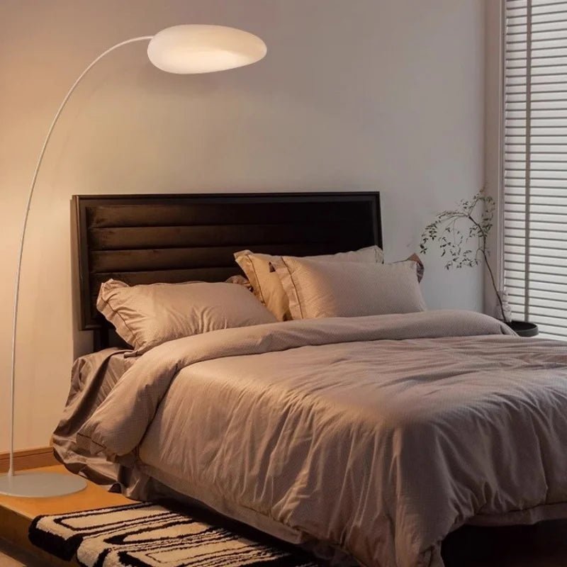 Lampadaire moderne pêche LED minimaliste pour salon et coin canapé - Luminous Place