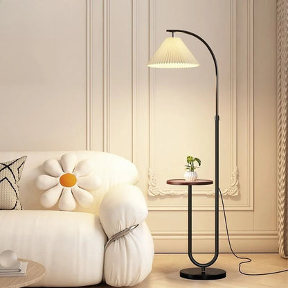 Lampadaire Nordique 2025 avec Table d'Appoint Multifonction en Fer et Bois, Lumière LED Ambiance Cosy - Luminous Place