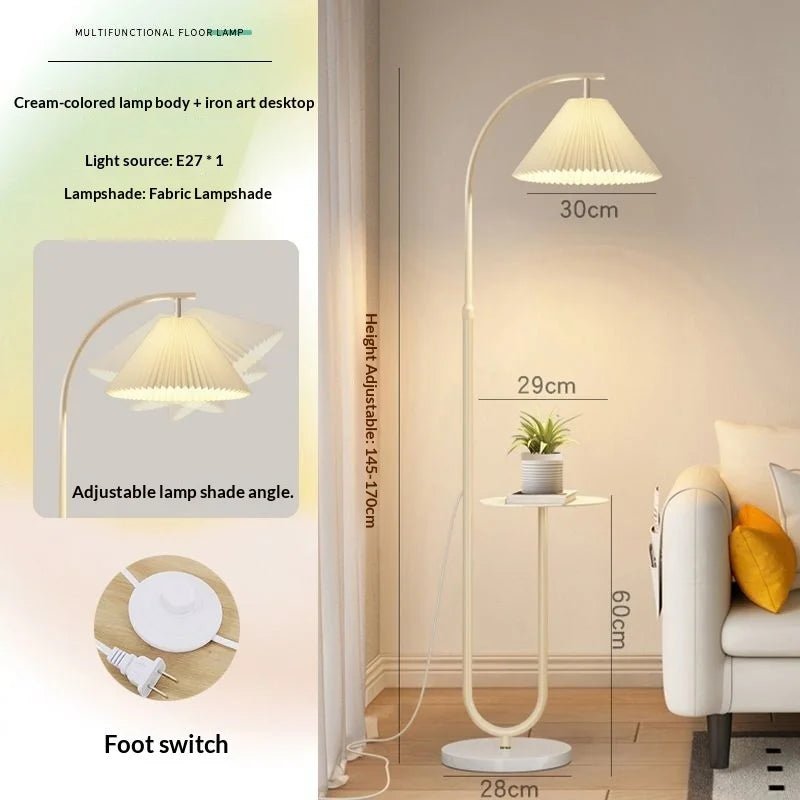 Lampadaire Nordique 2025 avec Table d'Appoint Multifonction en Fer et Bois, Lumière LED Ambiance Cosy - Luminous Place