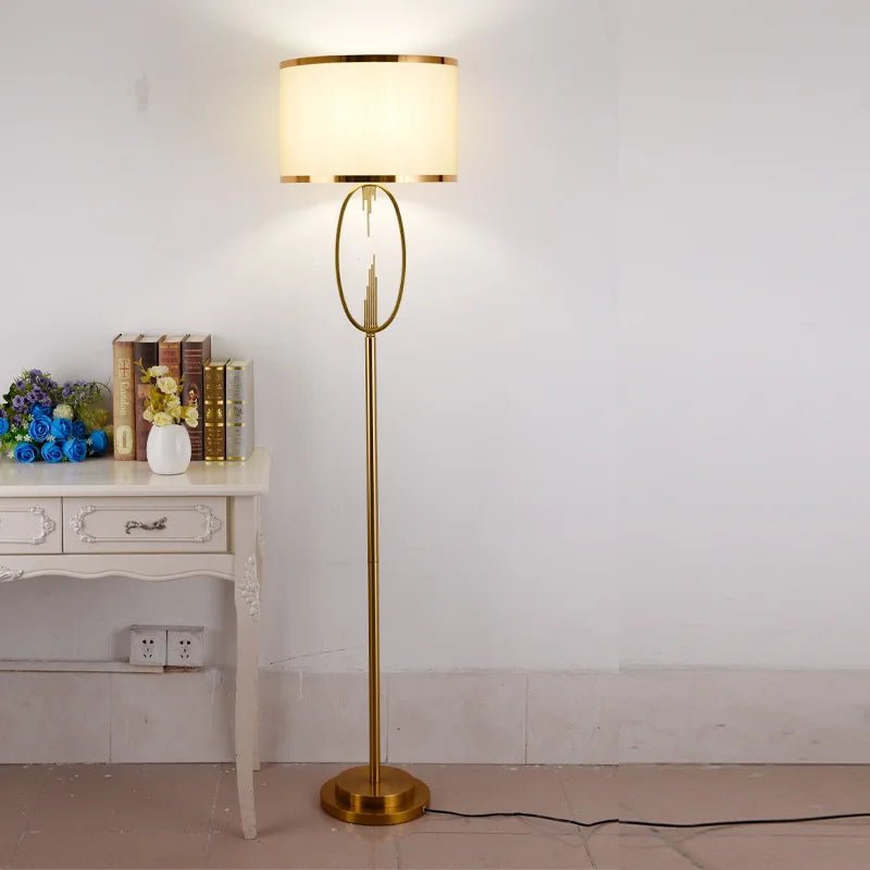 Lampadaire post - moderne nordique en métal et tissu pour salon et chambre - Luminous Place