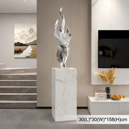 Lampadaire sculpture de sol en plumes résine, décor moderne et élégant - Luminous Place