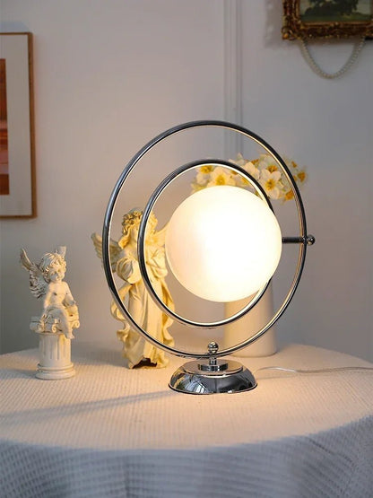 Lampe de table Bauhaus rétro en fer et verre, lumière douce pour bureau et chambre - Luminous Place