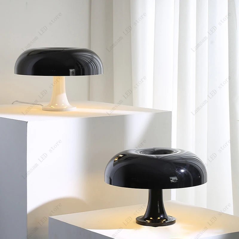 Lampe de table champignon noire minimaliste LED avec base E14, éclairage cosy pour salon et bureau - Luminous Place