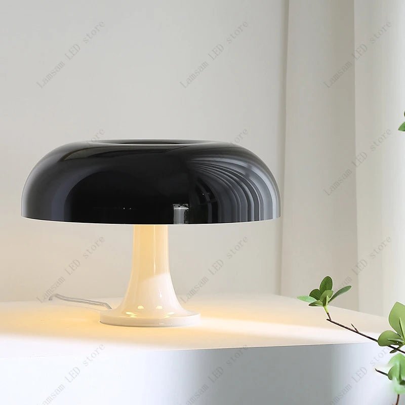 Lampe de table champignon noire minimaliste LED avec base E14, éclairage cosy pour salon et bureau - Luminous Place