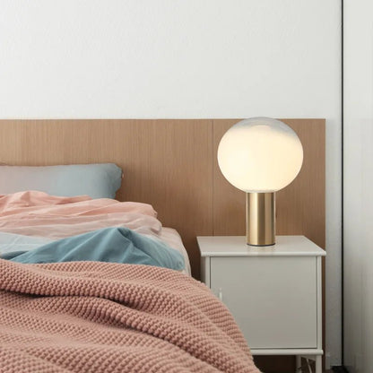 Lampe de table design lumineux pour bureau et salon, ambiance chaleureuse - Luminous Place