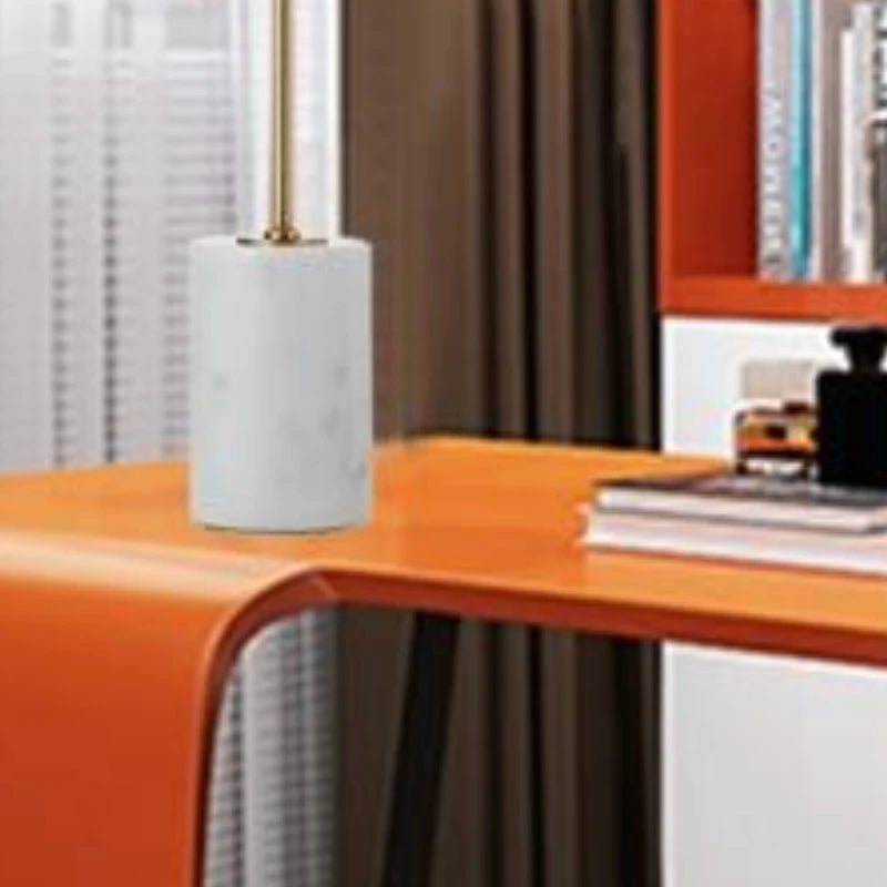 Lampe de table design luxe en cuir et marbre, éclairage intérieur chaleureux - Luminous Place