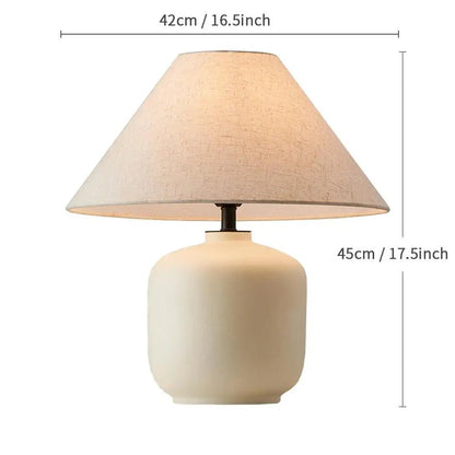 Lampe de table en céramique japonaise avec lumière chaude et abat - jour en tissu - Luminous Place