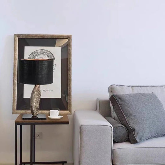 Lampe de table rétro en résine avec base en marbre naturel, lumière chaude relaxante - Luminous Place