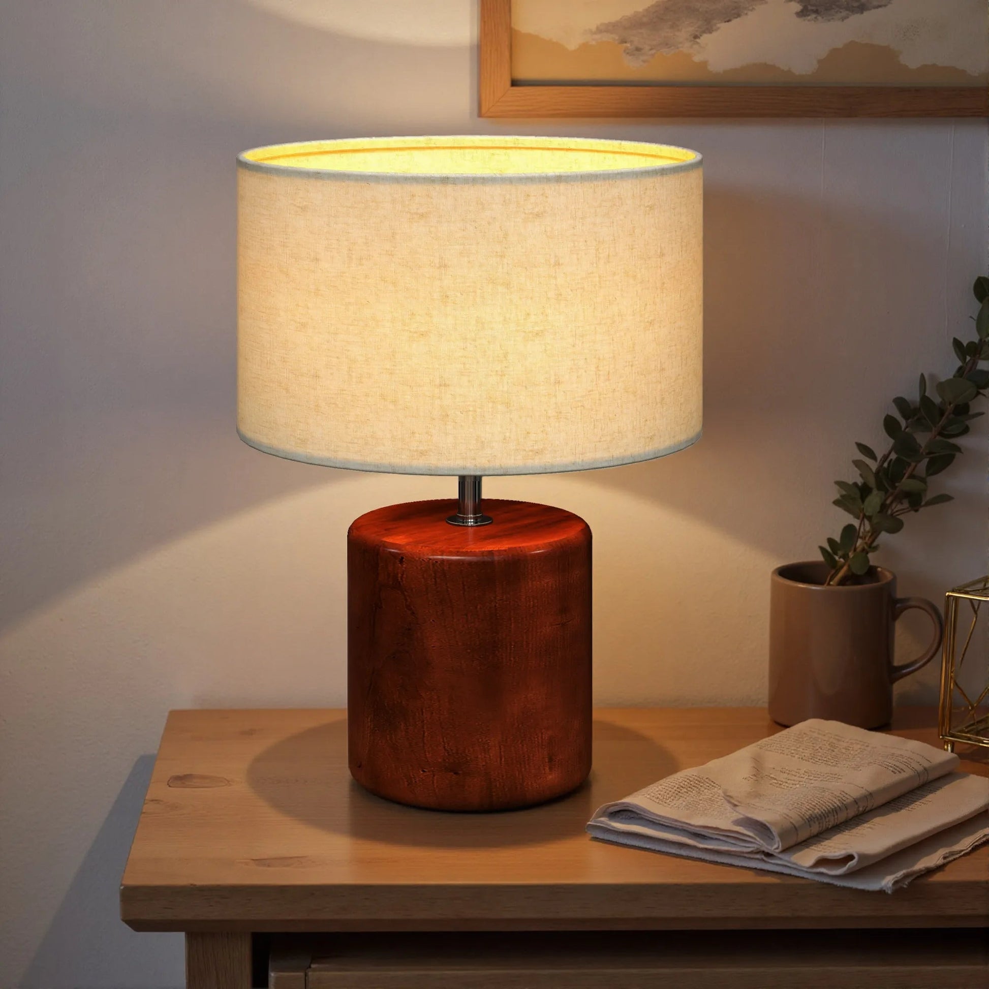 Lampe de table rustique en bois massif avec abat - jour en lin, lumière chaude et ambiance cosy - Luminous Place