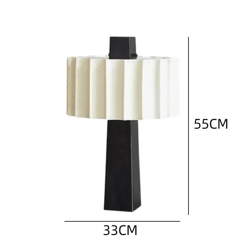 Lampe de table verticale scandinave minimaliste noire, éclairage cosy pour salon et chambre - Luminous Place