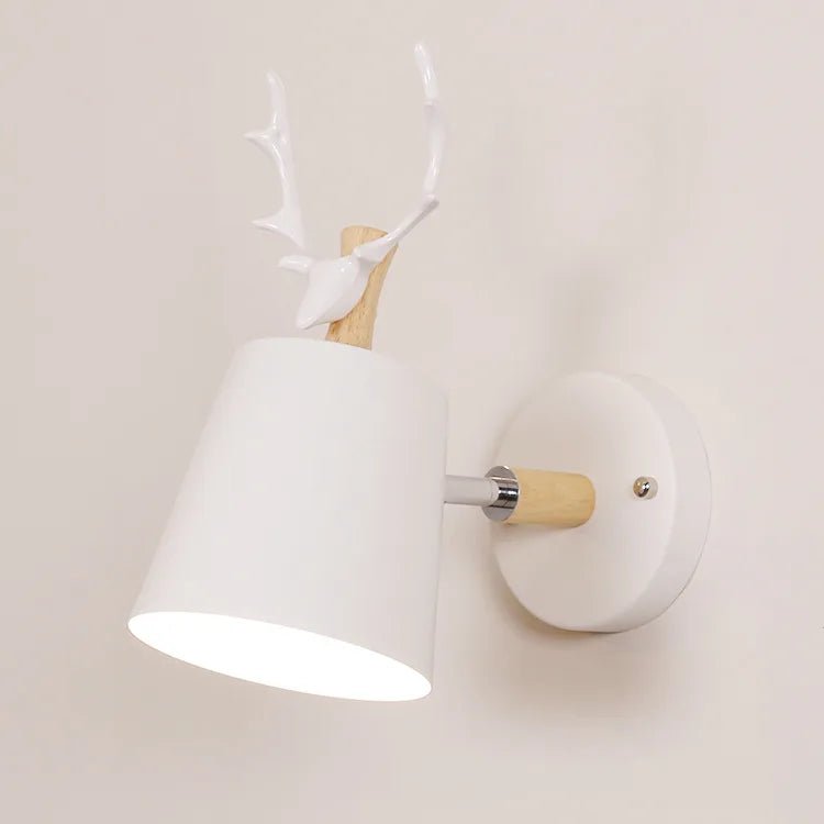 Lampe Enfant Applique Murale Nordique en Bois Cerf LED Réglable - Luminous Place